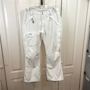 The North Face Hyvent snowboard pants
Size medium